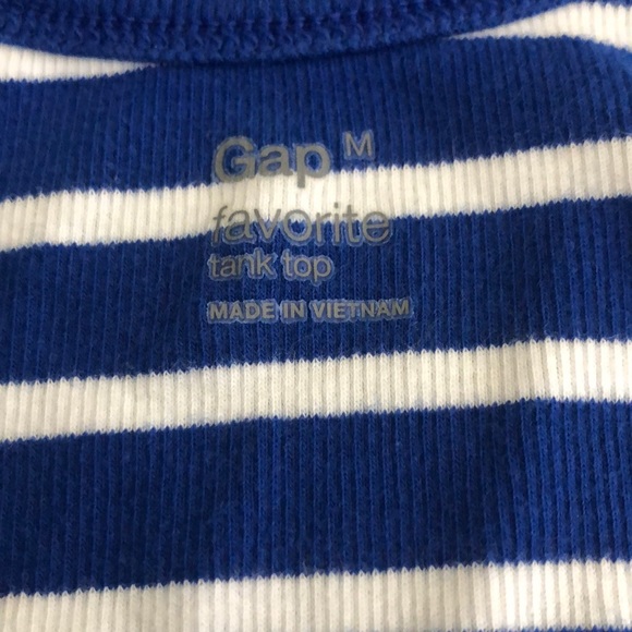 Gap Favorite tank top.  Medium - Picture 3 of 3